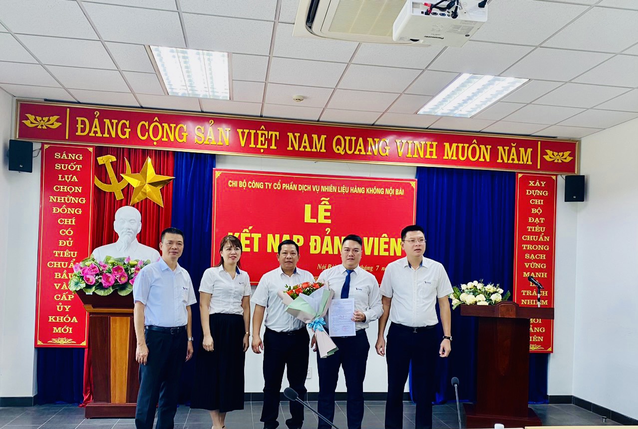 Lễ kết nạp đảng viên ngày 17/07/2023